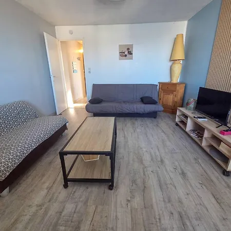 Appartement Pratique, Parking - 4 Pers. - Fr-1-880-37 *